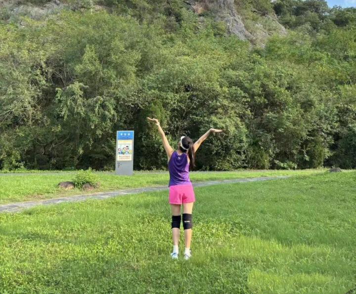 AG庄闲传承体育精神，放飞希望梦想！沃尔沃汽车“移动的体育博物馆”驶入上海赫贤学校